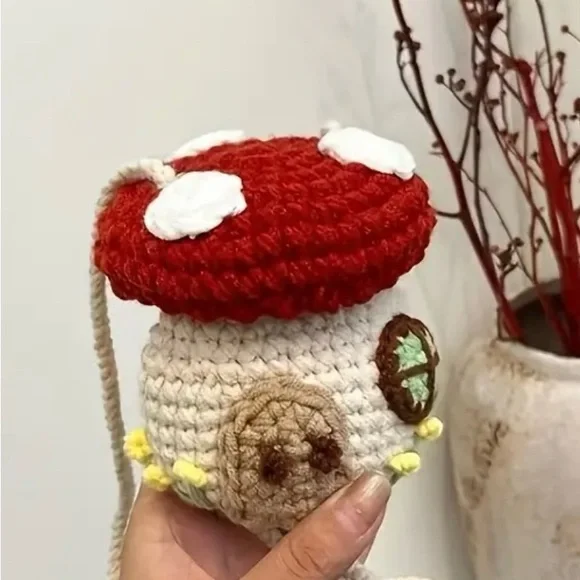 Crochet Mushroom Bag with Red Cap, NWOT - Picture 5 of 9